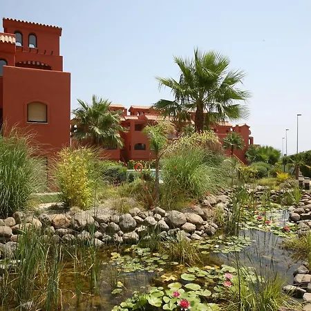 Albayt & Aparthotel 3*