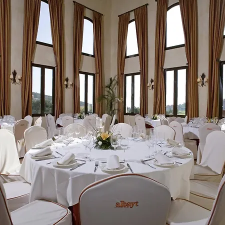 Albayt & Aparthotel Estepona
